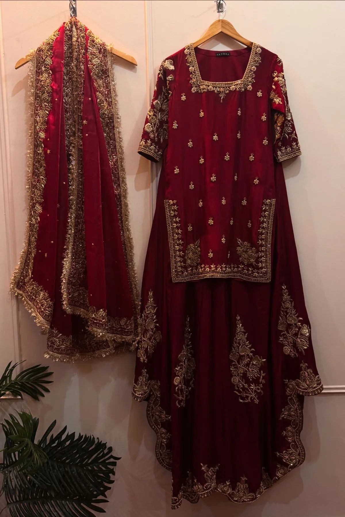 Crimson Set